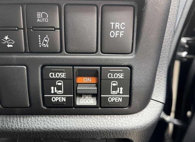 
								TOYOTA VOXY HYBRID ZS KIRAMEKI III full									