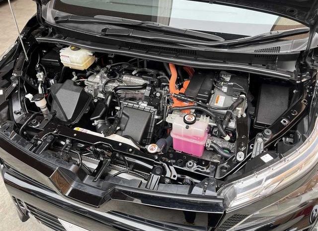 
								TOYOTA VOXY HYBRID ZS KIRAMEKI III full									