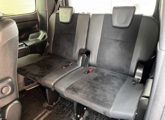 
								TOYOTA VOXY HYBRID ZS KIRAMEKI III full									