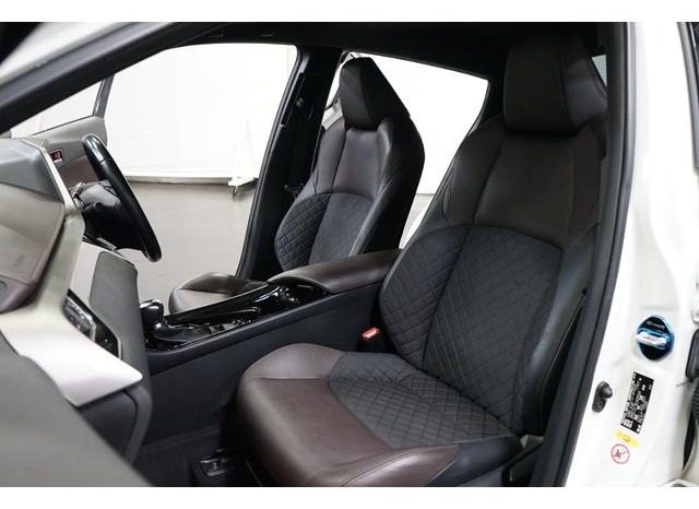 
								TOYOTA C-HR G full									
