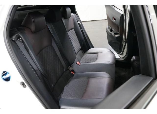 
								TOYOTA C-HR G full									