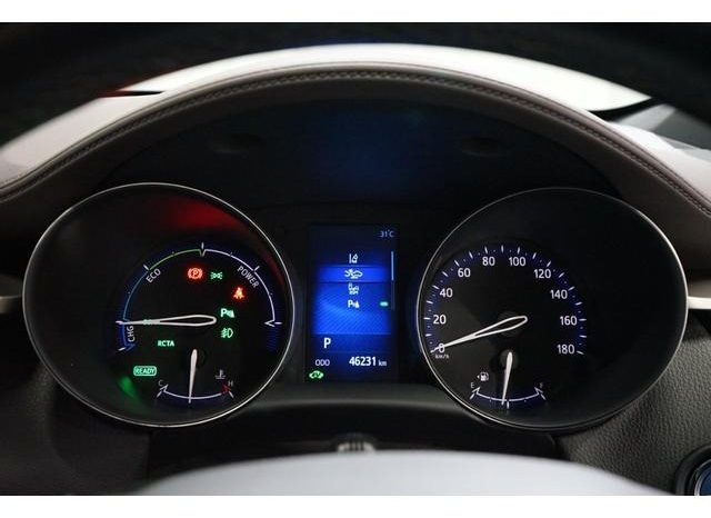 
								TOYOTA C-HR G full									