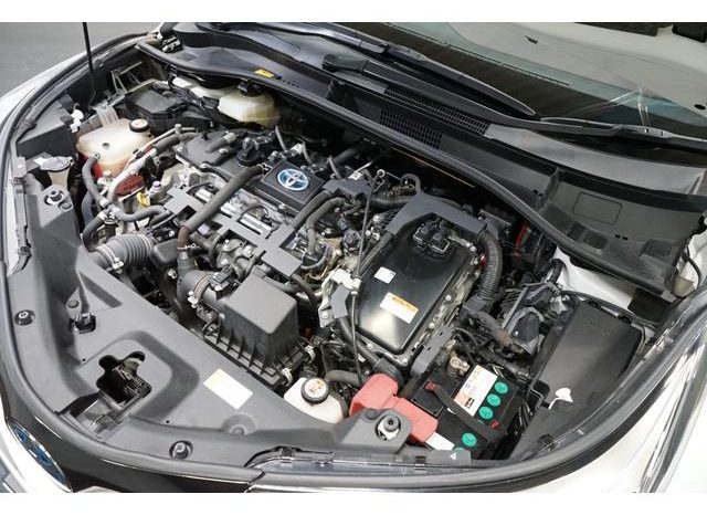 
								TOYOTA C-HR G full									