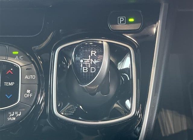 
								TOYOTA VOXY HYBRID ZS KIRAMEKI III full									