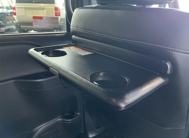 
								TOYOTA VOXY HYBRID ZS KIRAMEKI III full									