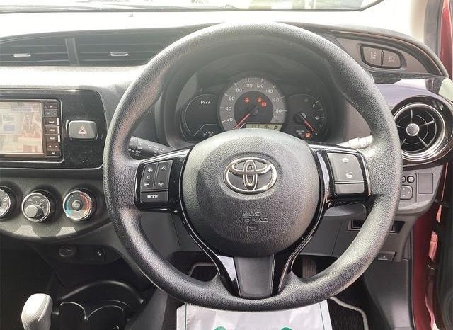 
								TOYOTA VITZ F SAFETY EDITION II full									