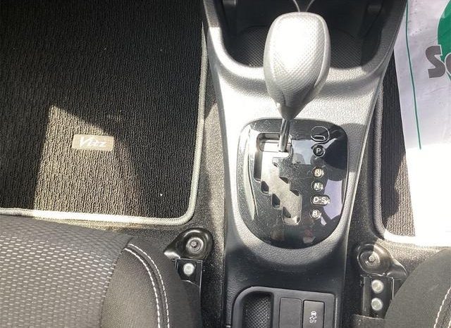 
								TOYOTA VITZ F SAFETY EDITION II full									