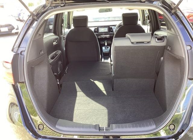 
								HONDA FIT BASIC full									