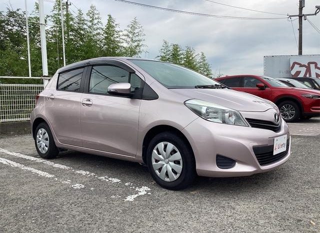 
								TOYOTA VITZ F full									