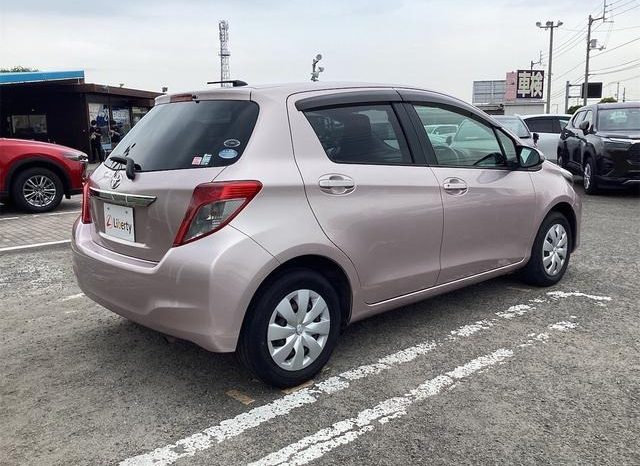 
								TOYOTA VITZ F full									