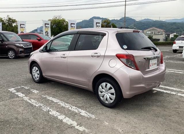 
								TOYOTA VITZ F full									