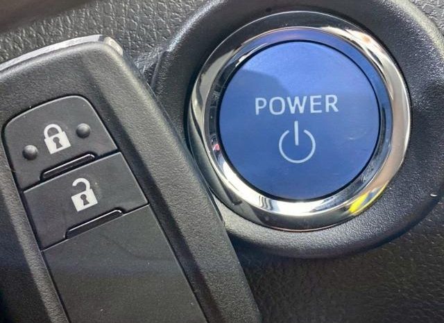 
								TOYOTA C-HR G MODE NERO SAFETY PLUS full									