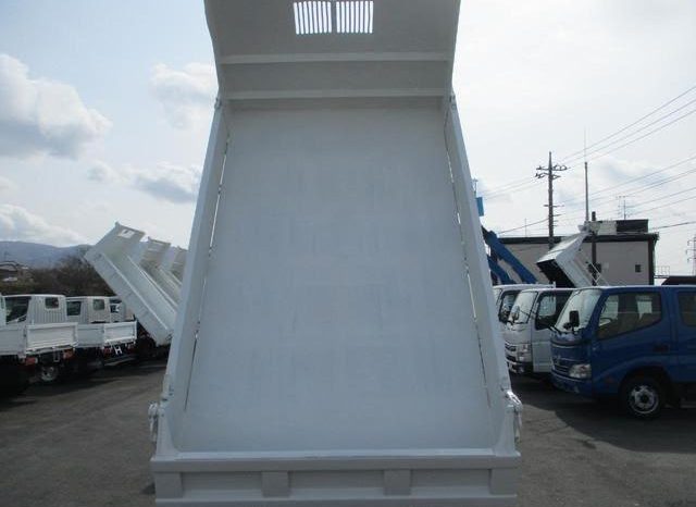
								HINO RANGER DUMP TRUCK full									