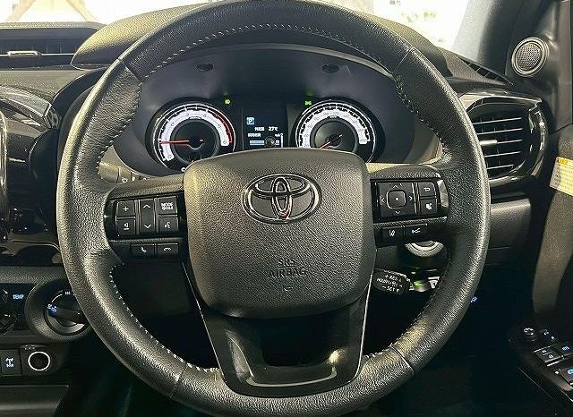 
								TOYOTA HILUX Z BLACK RALLY EDITION full									