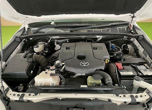 
								TOYOTA HILUX Z BLACK RALLY EDITION full									