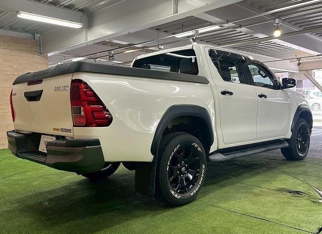 
								TOYOTA HILUX Z BLACK RALLY EDITION full									