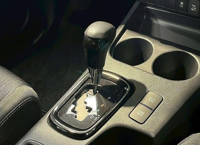 
								TOYOTA HILUX Z BLACK RALLY EDITION full									