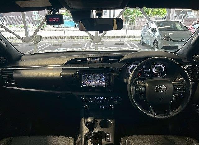 
								TOYOTA HILUX Z BLACK RALLY EDITION full									