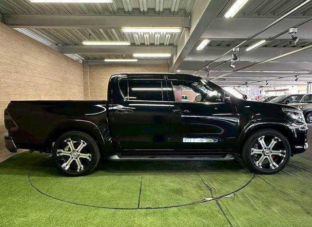 
								TOYOTA HILUX Z BLACK RALLY EDITION full									