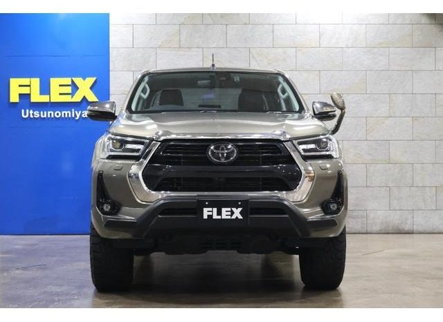 
								TOYOTA HILUX Z full									