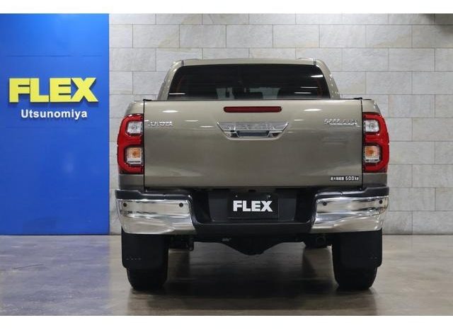 
								TOYOTA HILUX Z full									