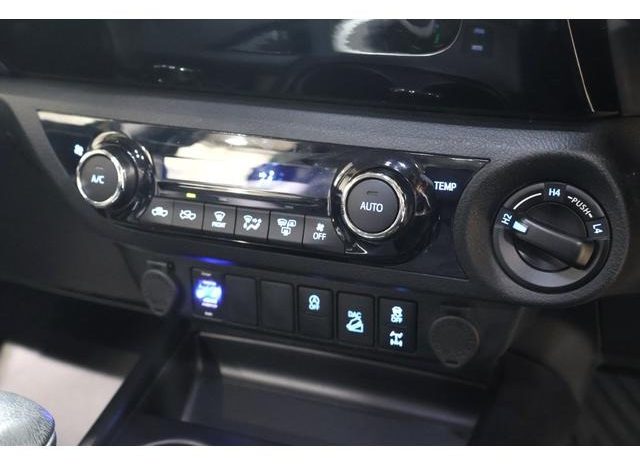 
								TOYOTA HILUX Z full									