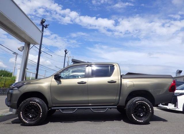 
								TOYOTA HILUX Z full									