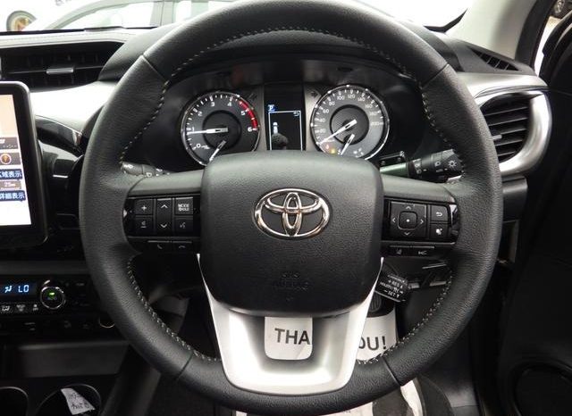 
								TOYOTA HILUX Z full									