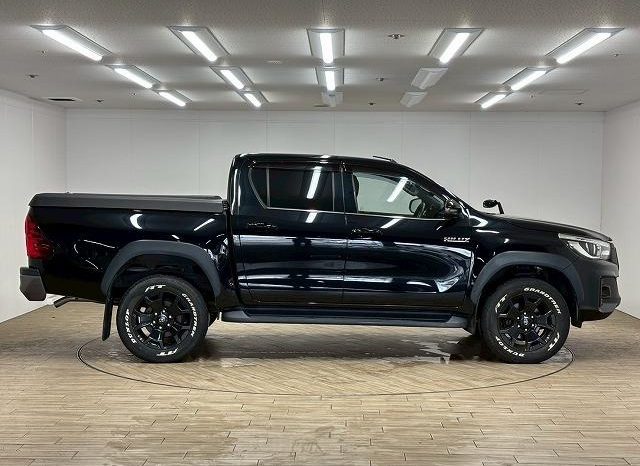 
								TOYOTA HILUX Z BLACK RALLY EDITION full									