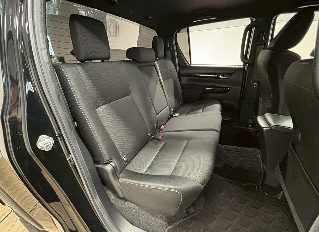 
								TOYOTA HILUX Z BLACK RALLY EDITION full									