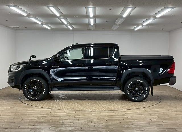 
								TOYOTA HILUX Z BLACK RALLY EDITION full									