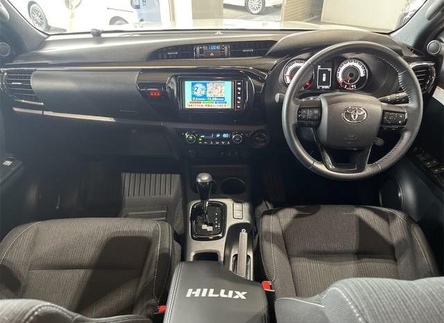 
								TOYOTA HILUX Z BLACK RALLY EDITION full									