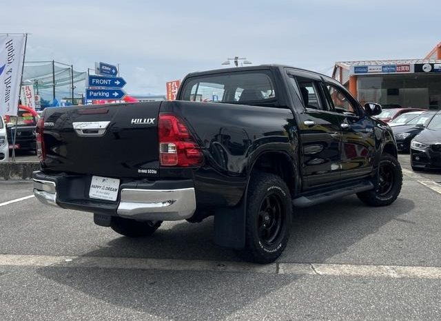 
								TOYOTA HILUX Z full									