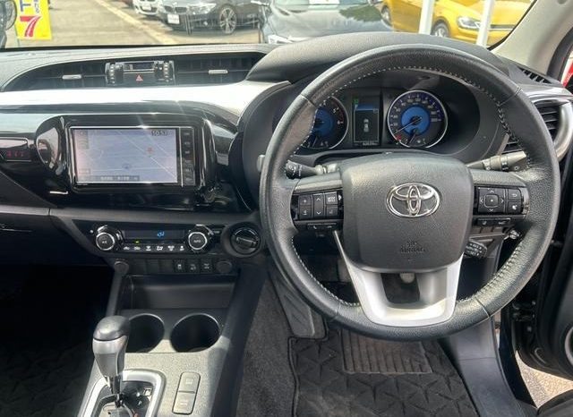 
								TOYOTA HILUX Z full									