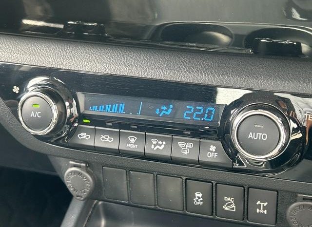 
								TOYOTA HILUX Z full									