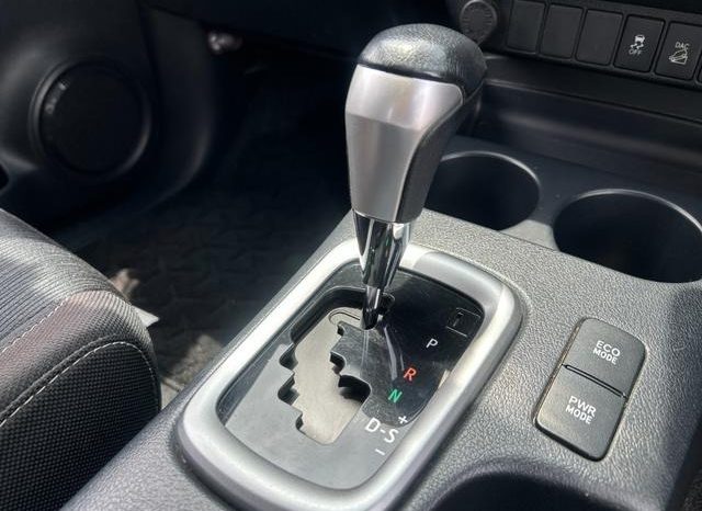 
								TOYOTA HILUX Z full									