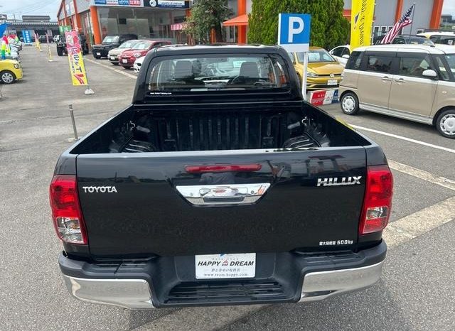 
								TOYOTA HILUX Z full									