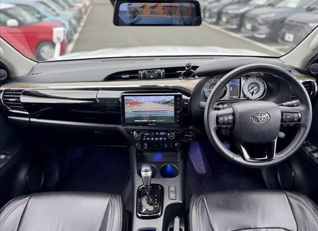 
								TOYOTA HILUX Z full									