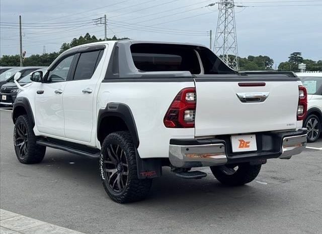 
								TOYOTA HILUX Z full									