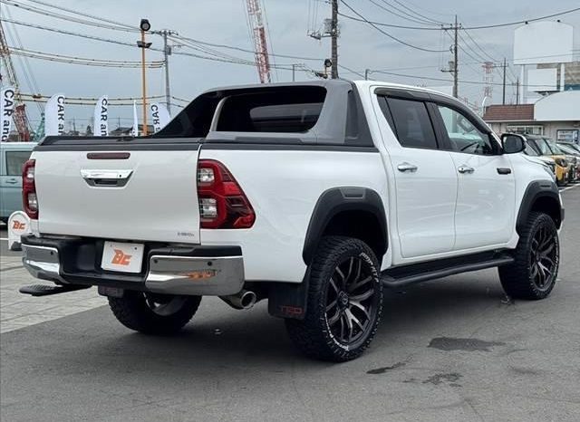 
								TOYOTA HILUX Z full									