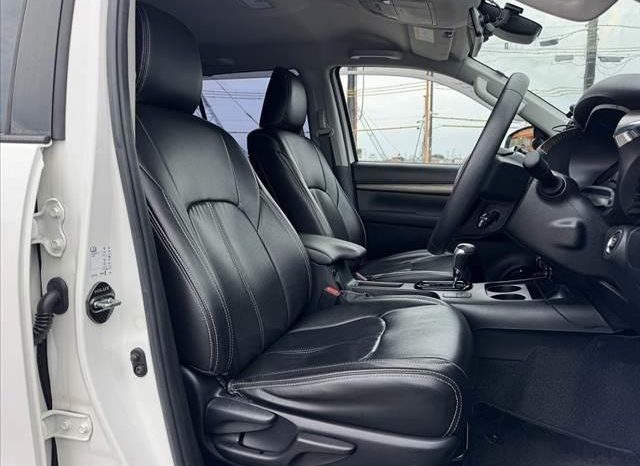 
								TOYOTA HILUX Z full									
