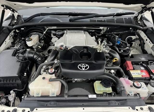 
								TOYOTA HILUX Z full									
