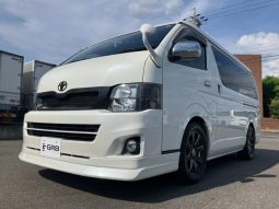 TOYOTA HIACE WAGON