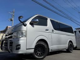 TOYOTA HIACE VAN LONG SUPER GL