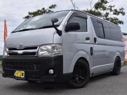 TOYOTA HIACE VAN LONG DX