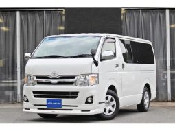 TOYOTA HIACE VAN LONG SUPER GL MULTI ROLE TRANSPORTER TYPE II